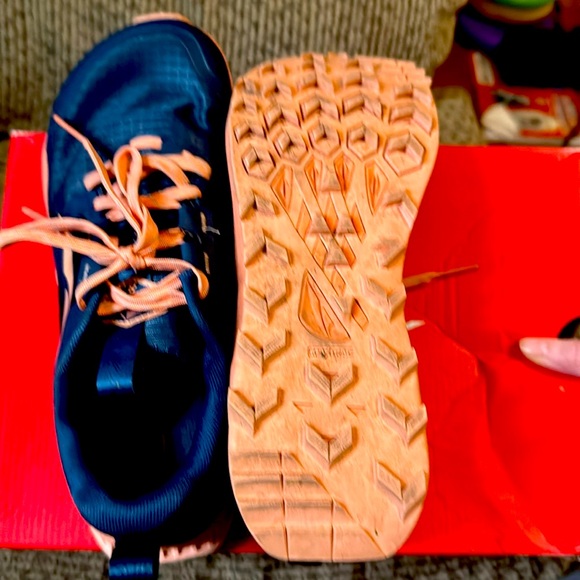 Outdoor shoes - Picture 1 of 2